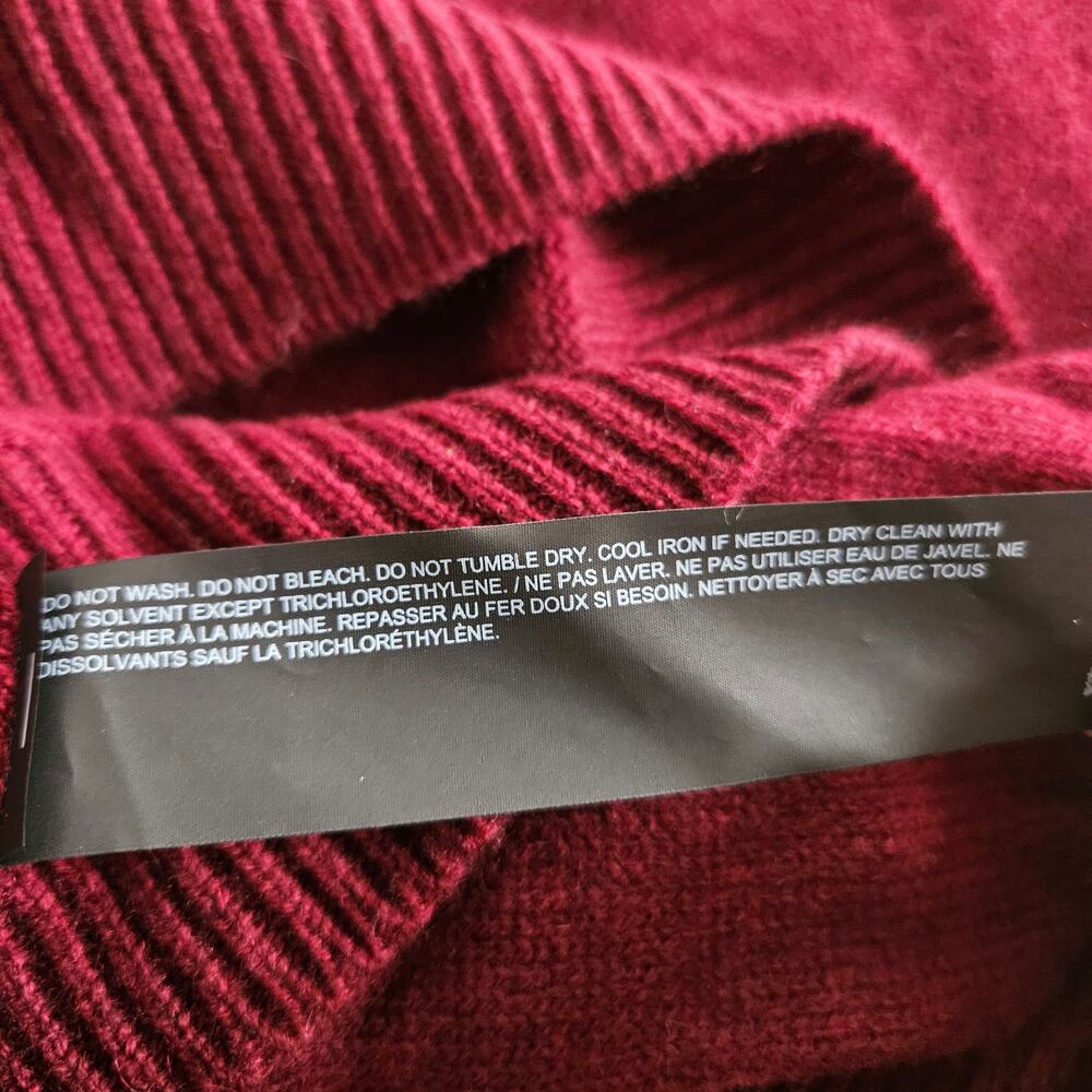 NWT Women's Theory Basic Tee Deep Cherry Feather … - image 9